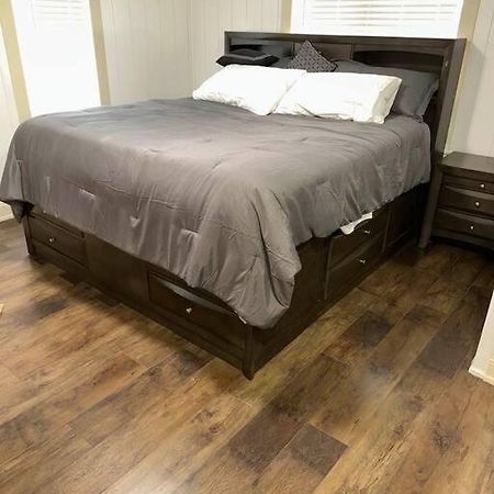 Hot Tub 5 Beds Apartamento Moorhead Exterior foto